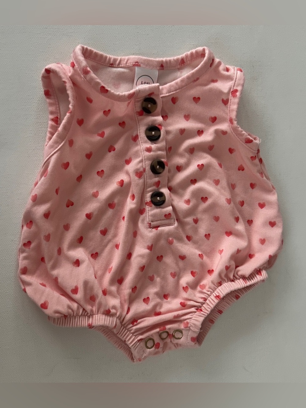 Lou Lou and Company girl’s Pink Heart Bubble Romper.  Size Newborn.